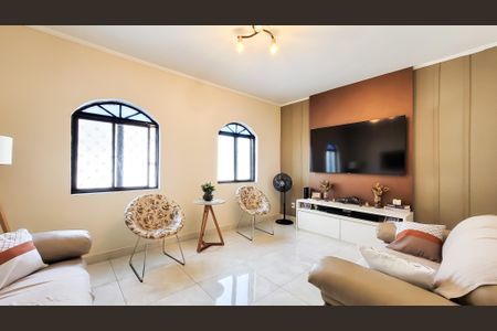 Casa à venda com 278m², 3 quartos e 3 vagas Casa à venda com 278m², 3 quartos e 3 vagasSala