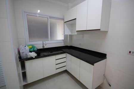 Apartamento para alugar com 77m², 2 quartos e 2 vagasCozinha