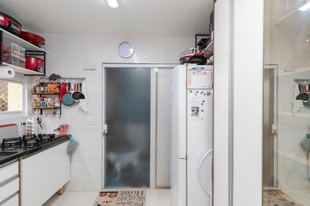 Casa à venda com 200m², 4 quartos e 2 vagas Casa à venda com 200m², 4 quartos e 2 vagasCozinha