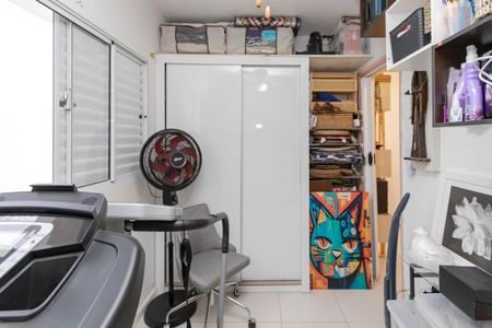 Casa à venda com 200m², 4 quartos e 2 vagas Casa à venda com 200m², 4 quartos e 2 vagasQuarto 1