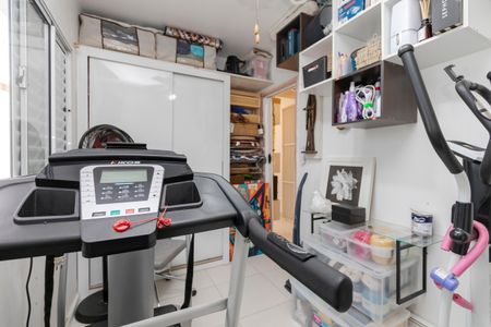 Casa à venda com 200m², 4 quartos e 2 vagas Casa à venda com 200m², 4 quartos e 2 vagasQuarto 1