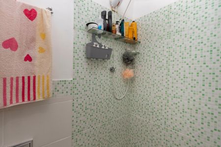 Casa à venda com 200m², 4 quartos e 2 vagas Casa à venda com 200m², 4 quartos e 2 vagasBanheiro da Suíte 2