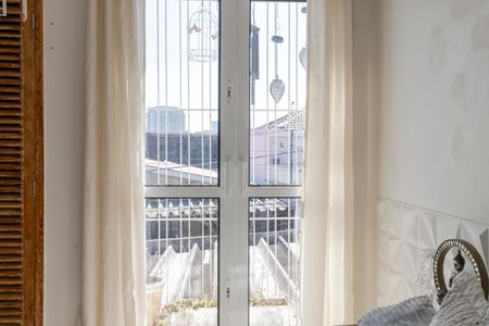 Casa à venda com 200m², 4 quartos e 2 vagas Casa à venda com 200m², 4 quartos e 2 vagasVaranda da Suíte 1