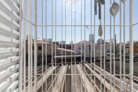 Casa à venda com 200m², 4 quartos e 2 vagas Casa à venda com 200m², 4 quartos e 2 vagasVaranda da Suíte 1