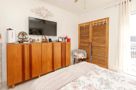 Casa à venda com 200m², 4 quartos e 2 vagas Casa à venda com 200m², 4 quartos e 2 vagasSuíte 1