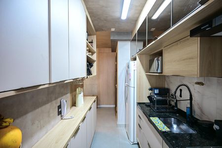 Apartamento à venda com 76m², 3 quartos e 2 vagasCozinha