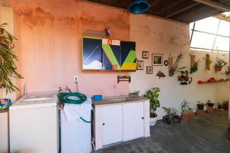 Casa à venda com 170m², 4 quartos e 1 vaga Casa à venda com 170m², 4 quartos e 1 vagaÁrea de Serviço