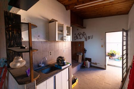 Casa à venda com 170m², 4 quartos e 1 vaga Casa à venda com 170m², 4 quartos e 1 vagaCozinha da Casa 02