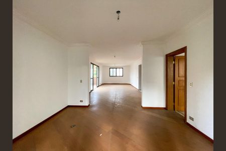 Apartamento à venda com 254m², 4 quartos e 4 vagasFoto 09
