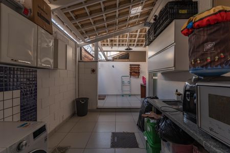 Casa de condomínio à venda com 72m², 2 quartos e 1 vaga Casa de condomínio à venda com 72m², 2 quartos e 1 vagaÁrea de Serviço