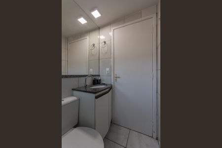 Casa de condomínio à venda com 72m², 2 quartos e 1 vaga Casa de condomínio à venda com 72m², 2 quartos e 1 vagaBanheiro Social