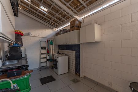 Casa de condomínio à venda com 72m², 2 quartos e 1 vaga Casa de condomínio à venda com 72m², 2 quartos e 1 vagaÁrea de Serviço