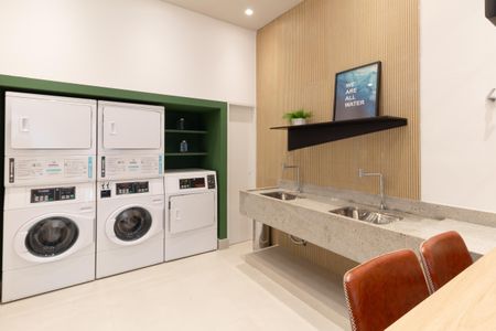 Apartamento para alugar com 28m², 1 quarto e sem vaga Apartamento para alugar com 28m², 1 quarto e sem vagaÁrea comum - Lavanderia