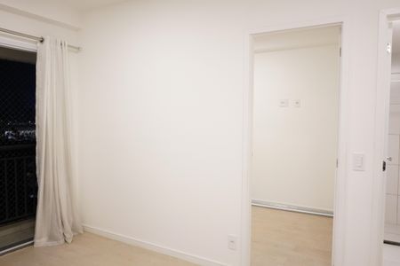Sala de apartamento para alugar com 2 quartos, 38m² em Jardim Analia Franco, São Paulo