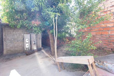 Casa para alugar com 40m², 1 quarto e sem vagaQuintal