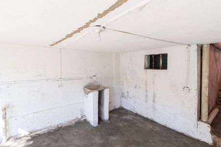 Casa para alugar com 40m², 1 quarto e sem vagaÁrea de serviço