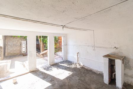 Casa para alugar com 40m², 1 quarto e sem vagaÁrea de serviço