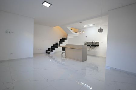 Sala de casa para alugar com 3 quartos, 102m² em Vila Lucinda, Santo André