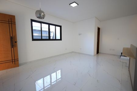 Sala de casa para alugar com 3 quartos, 102m² em Vila Lucinda, Santo André