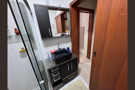 Casa à venda com 150m², 2 quartos e 3 vagasBanheiro