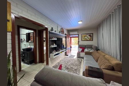 Casa à venda com 150m², 2 quartos e 3 vagasSala