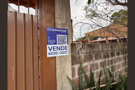 Casa à venda com 150m², 2 quartos e 3 vagasPlaquinha 