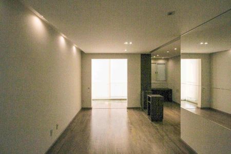 Apartamento à venda com 63m², 2 quartos e 1 vagaSala