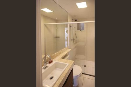 Apartamento à venda com 63m², 2 quartos e 1 vagaBanheiro Social