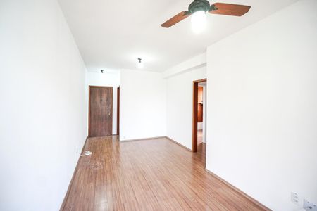 Apartamento à venda com 71m², 3 quartos e 1 vagaSala