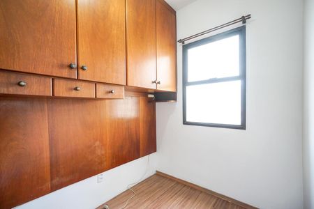 Apartamento à venda com 71m², 3 quartos e 1 vagaQuarto 01