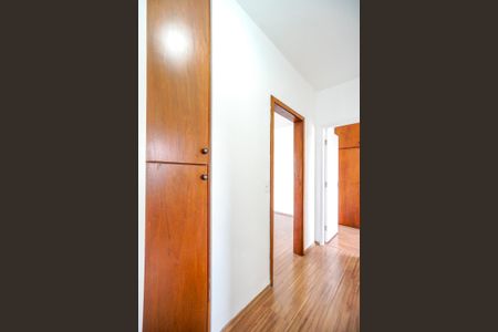 Apartamento à venda com 71m², 3 quartos e 1 vagaCorredor dos quartos