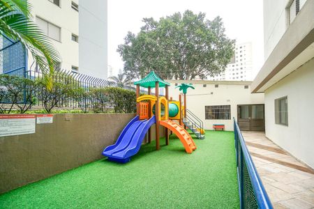 Apartamento à venda com 71m², 3 quartos e 1 vagaÁrea comum