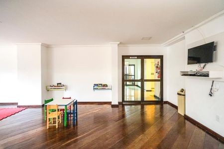 Apartamento à venda com 71m², 3 quartos e 1 vagaÁrea comum