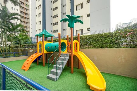 Apartamento à venda com 71m², 3 quartos e 1 vagaÁrea comum