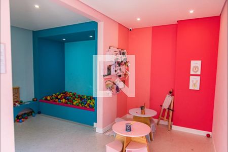 Apartamento à venda com 35m², 2 quartos e sem vagaÁrea comum