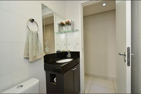 Apartamento à venda com 78m², 3 quartos e 2 vagasBanheiro social