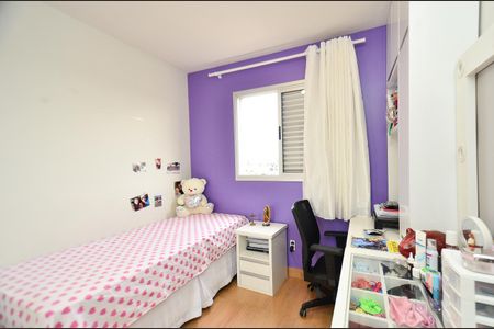 Apartamento à venda com 78m², 3 quartos e 2 vagasQuarto 2