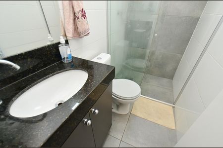 Apartamento à venda com 78m², 3 quartos e 2 vagasBanheiro suite