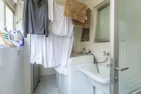 Apartamento à venda com 110m², 4 quartos e 1 vagaÁrea de Serviço