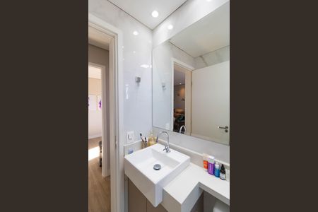 Apartamento para alugar com 50m², 2 quartos e 1 vaga Apartamento para alugar com 50m², 2 quartos e 1 vagaBanheiro Social
