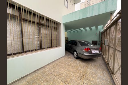 Casa à venda com 165m², 3 quartos e 2 vagas Casa à venda com 165m², 3 quartos e 2 vagasGaragem