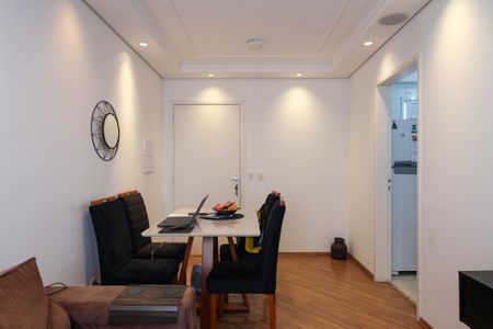 Sala de apartamento à venda com 2 quartos, 56m² em Portal do Morumbi, São Paulo