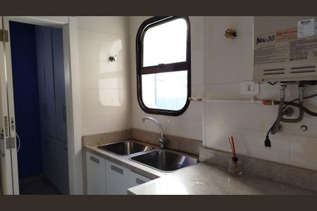 Apartamento à venda com 150m², 4 quartos e 2 vagasÁrea de Serviço