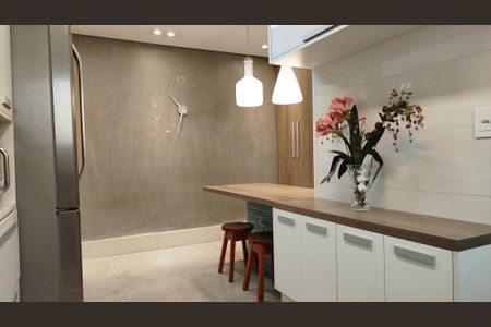 Apartamento à venda com 150m², 4 quartos e 2 vagasCozinha