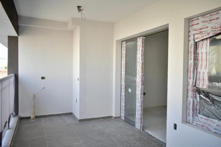 Apartamento à venda com 95m², 3 quartos e 1 vaga Apartamento à venda com 95m², 3 quartos e 1 vagaSacada
