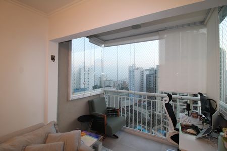 Apartamento à venda com 66m², 2 quartos e 2 vagasSala / Cozinha - Varanda