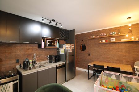 Apartamento à venda com 66m², 2 quartos e 2 vagasSala / Cozinha