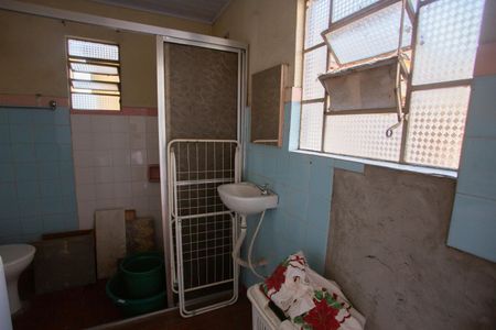 Casa à venda com 505m², 2 quartos e 2 vagas Casa à venda com 505m², 2 quartos e 2 vagasÁrea de Serviço