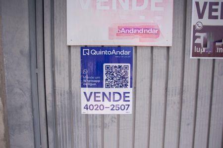 Casa à venda com 505m², 2 quartos e 2 vagas Casa à venda com 505m², 2 quartos e 2 vagasPlaca