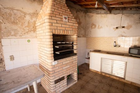 Casa à venda com 505m², 2 quartos e 2 vagas Casa à venda com 505m², 2 quartos e 2 vagasÁrea Externa